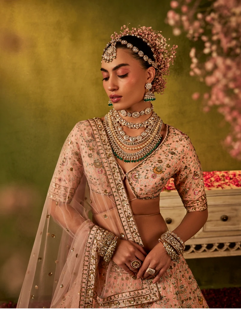 GULDASTA LEHENGA