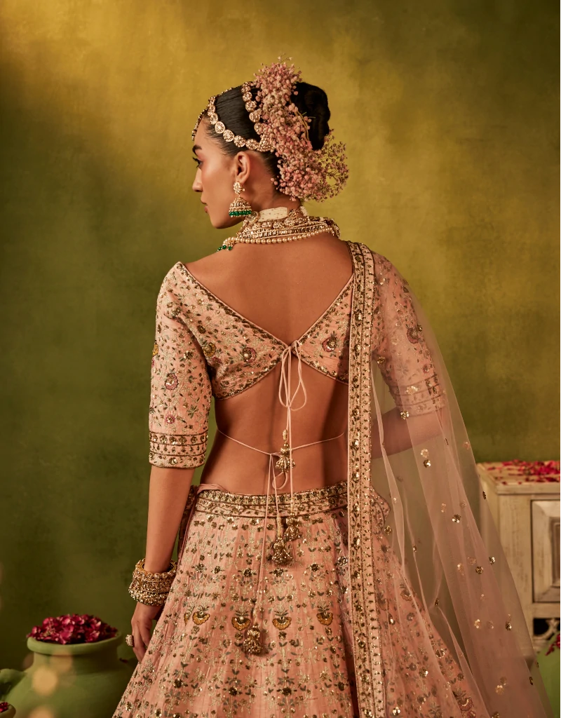 GULDASTA LEHENGA