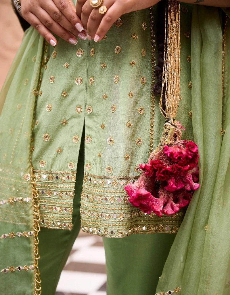 Dil Bell Bottom Set By Manvi Kapoor E