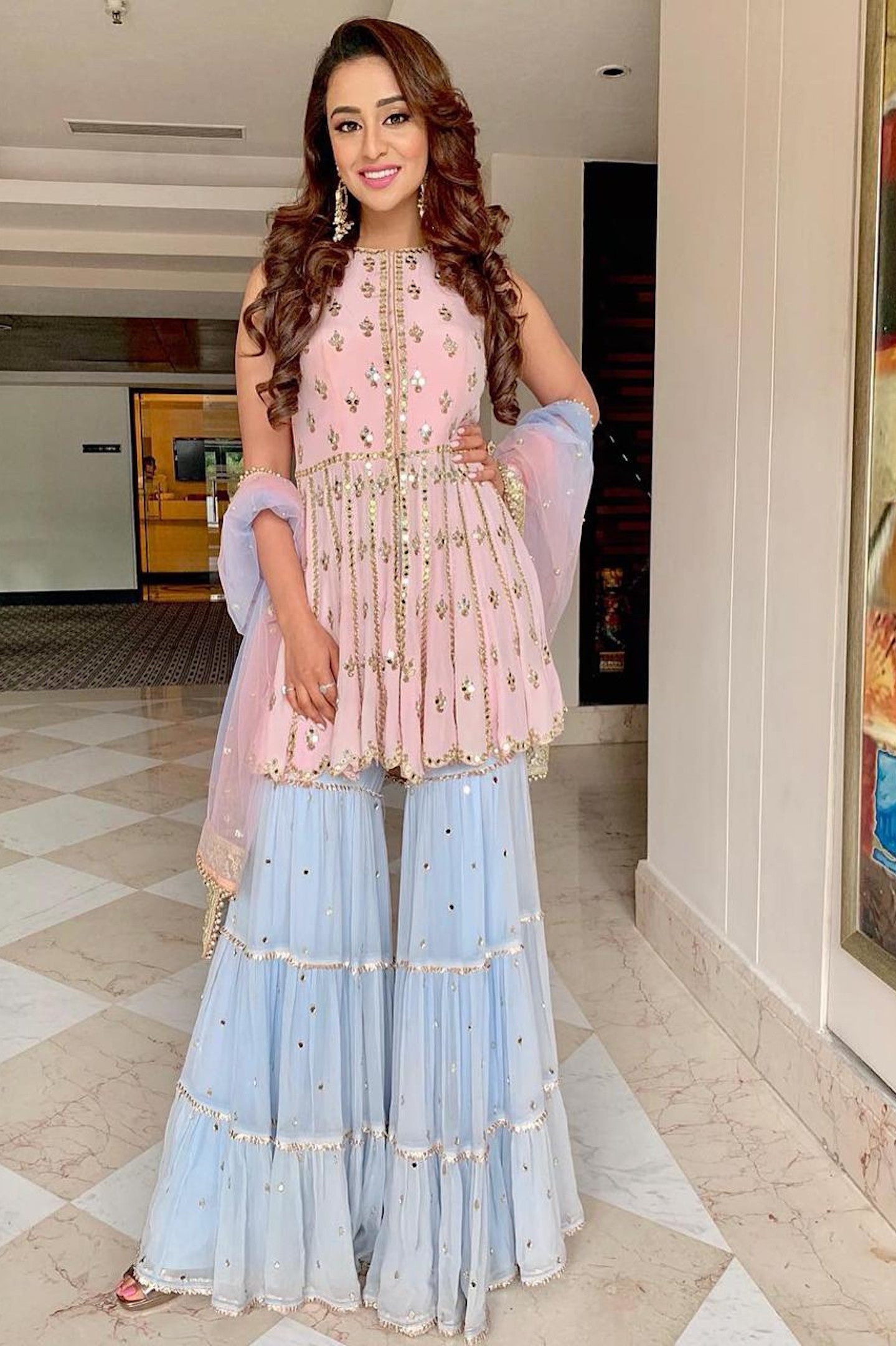 Manvi Kapoor-Celebrity-Musskan-Sethi-wearing-Baby-Pink-Garara-Set-Ethnic-Indian-Womenswear
