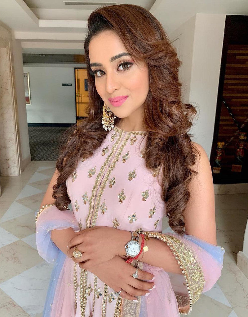Manvi Kapoor-Celebrity-Musskan-Sethi-wearing-Baby-Pink-Garara-Set-Ethnic-Indian-Womenswear