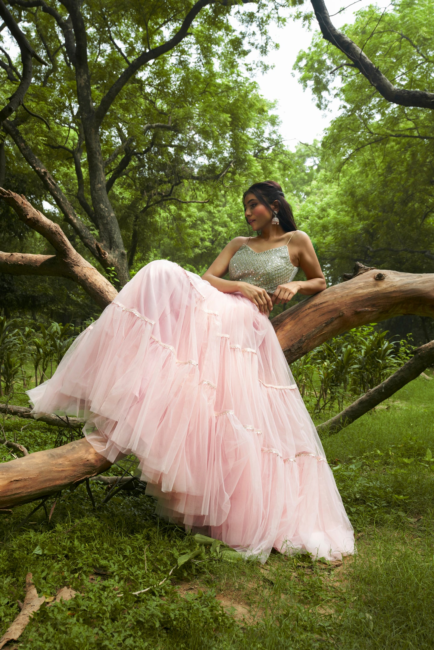 Manvi-Kapoor-Drama-Lehenga-Ethnic-Indian-Womenswear