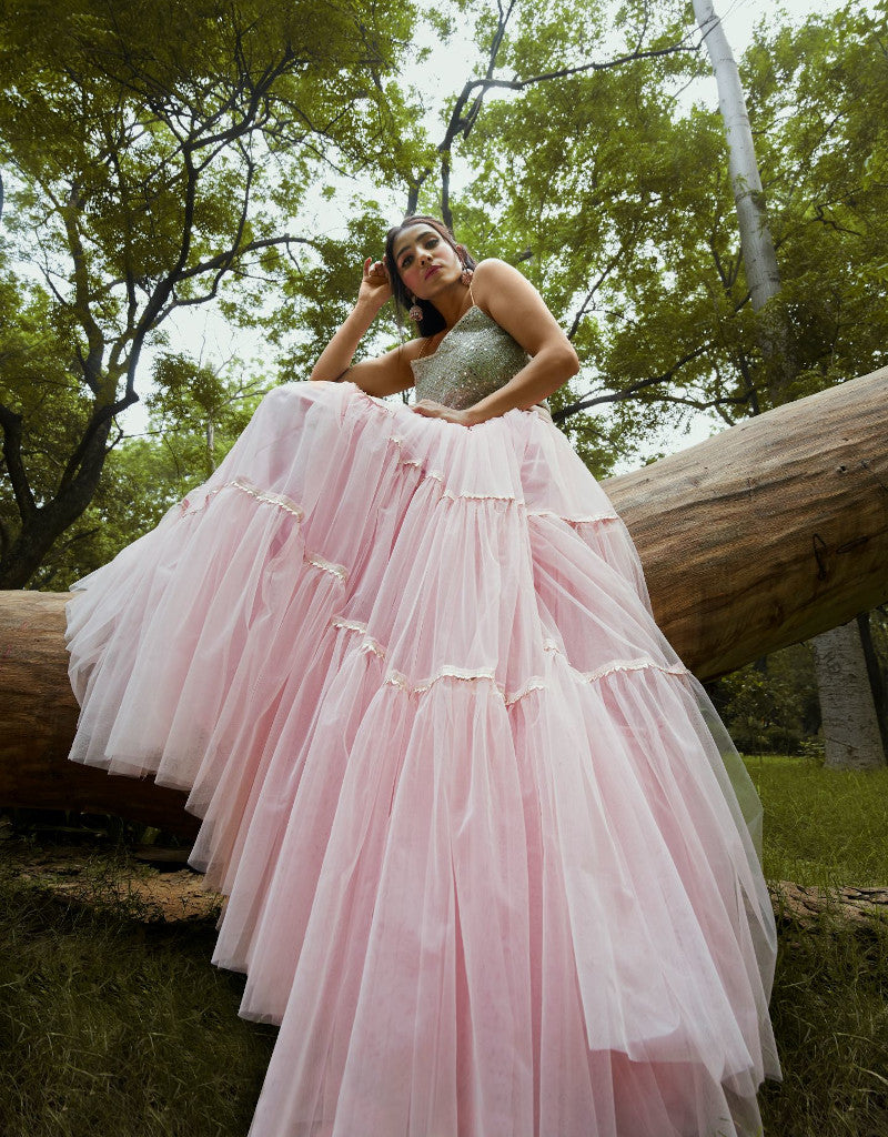 Manvi-Kapoor-Drama-Lehenga-Ethnic-Indian-Womenswear