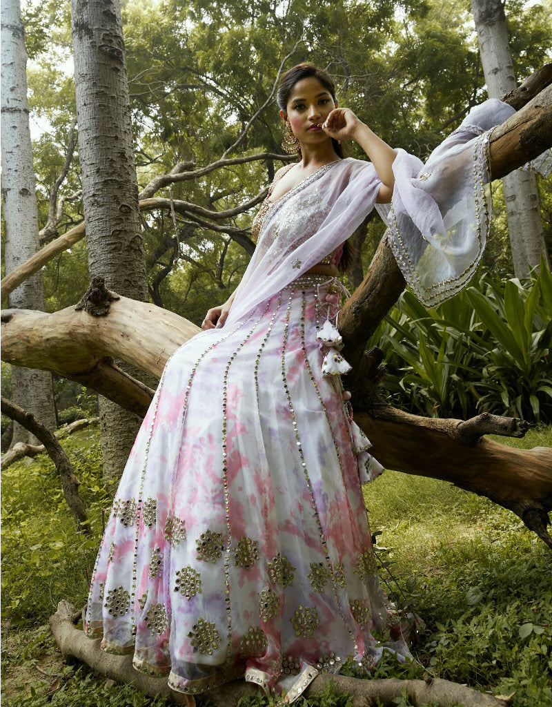 Manvi-Kapoor-Tye-Dye-Lehenga-Set-Ethnic-Indian-Womenswear