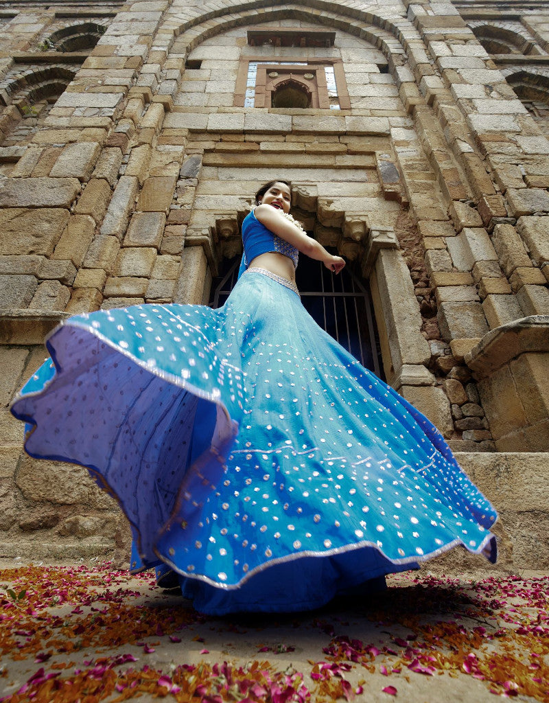 Manvi-Kapoor-Indigo-Ombre-Lehenga-Ethnic-Indian-WomenswearManvi-Kapoor-Indigo-Ombre-Lehenga-Ethnic-Indian-Womenswear
