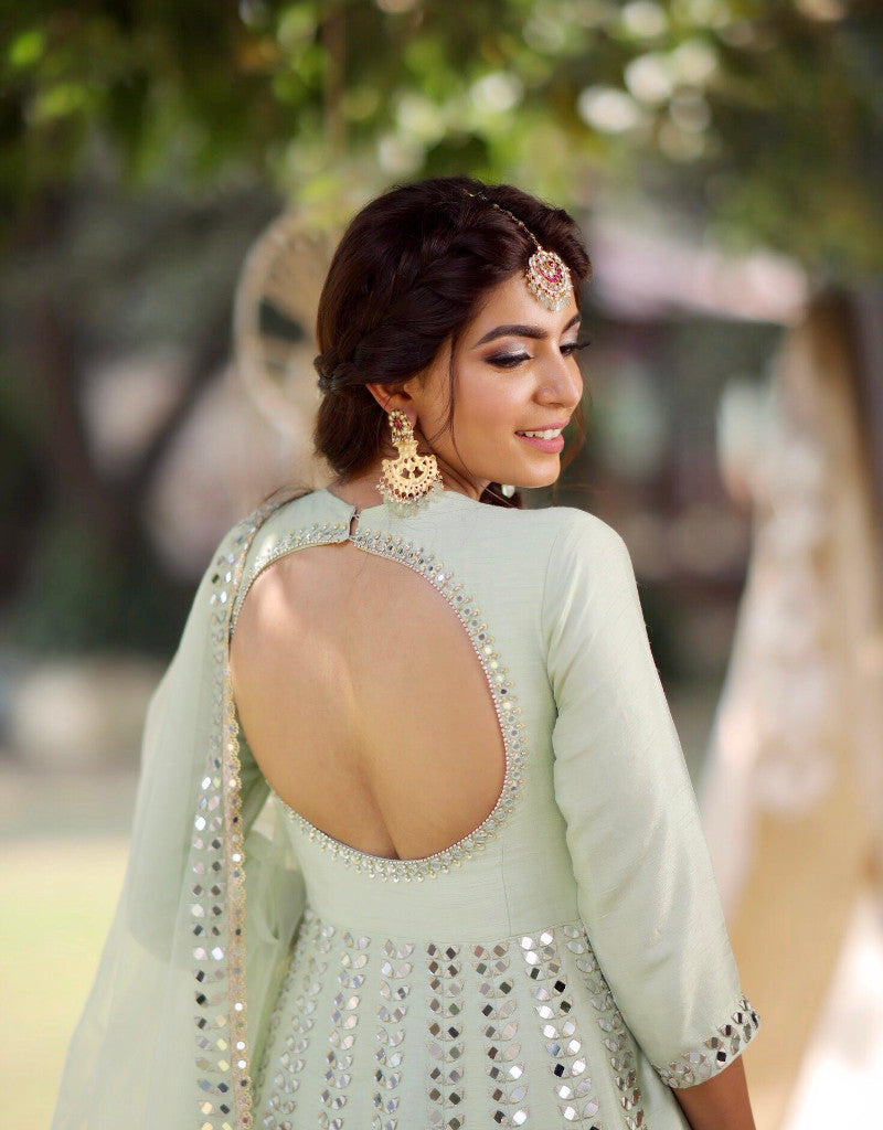 PAKEEZAH-anarkali-ethnic-indianwear-Manvi Kapoor